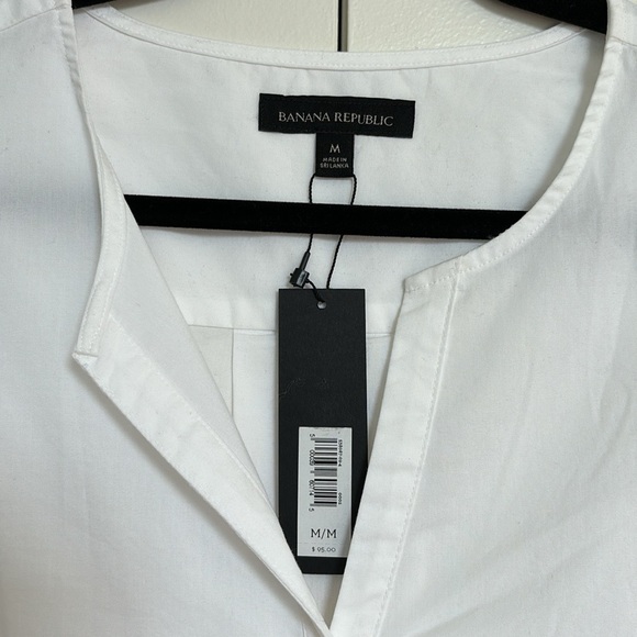 White Blouse 🤍 - Picture 3 of 4